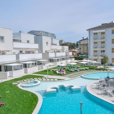 Marina Suites & Apartments 4 Stelle S Caorle Eksteriør billede