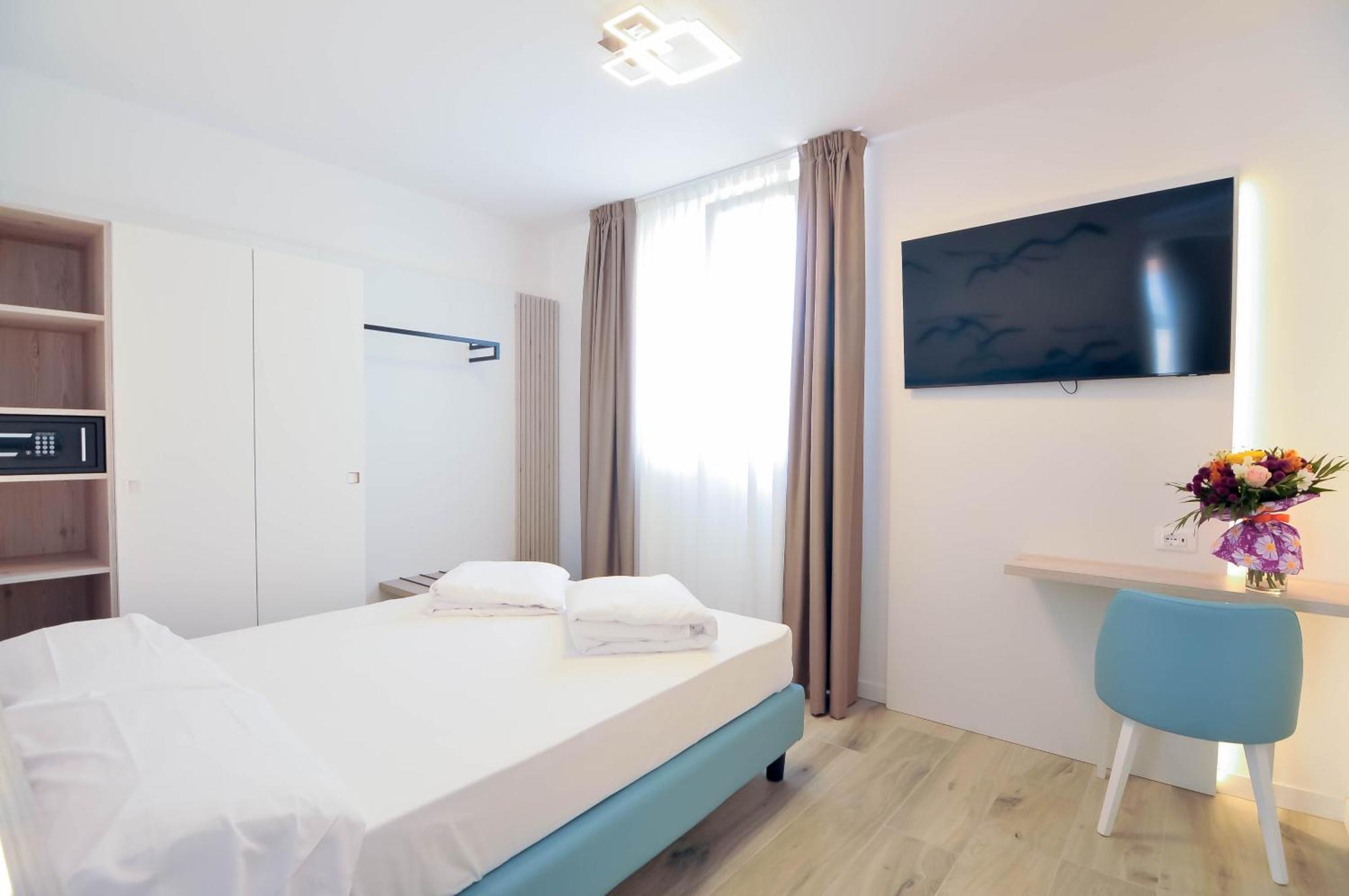 Marina Suites & Apartments 4 Stelle S Caorle Eksteriør billede