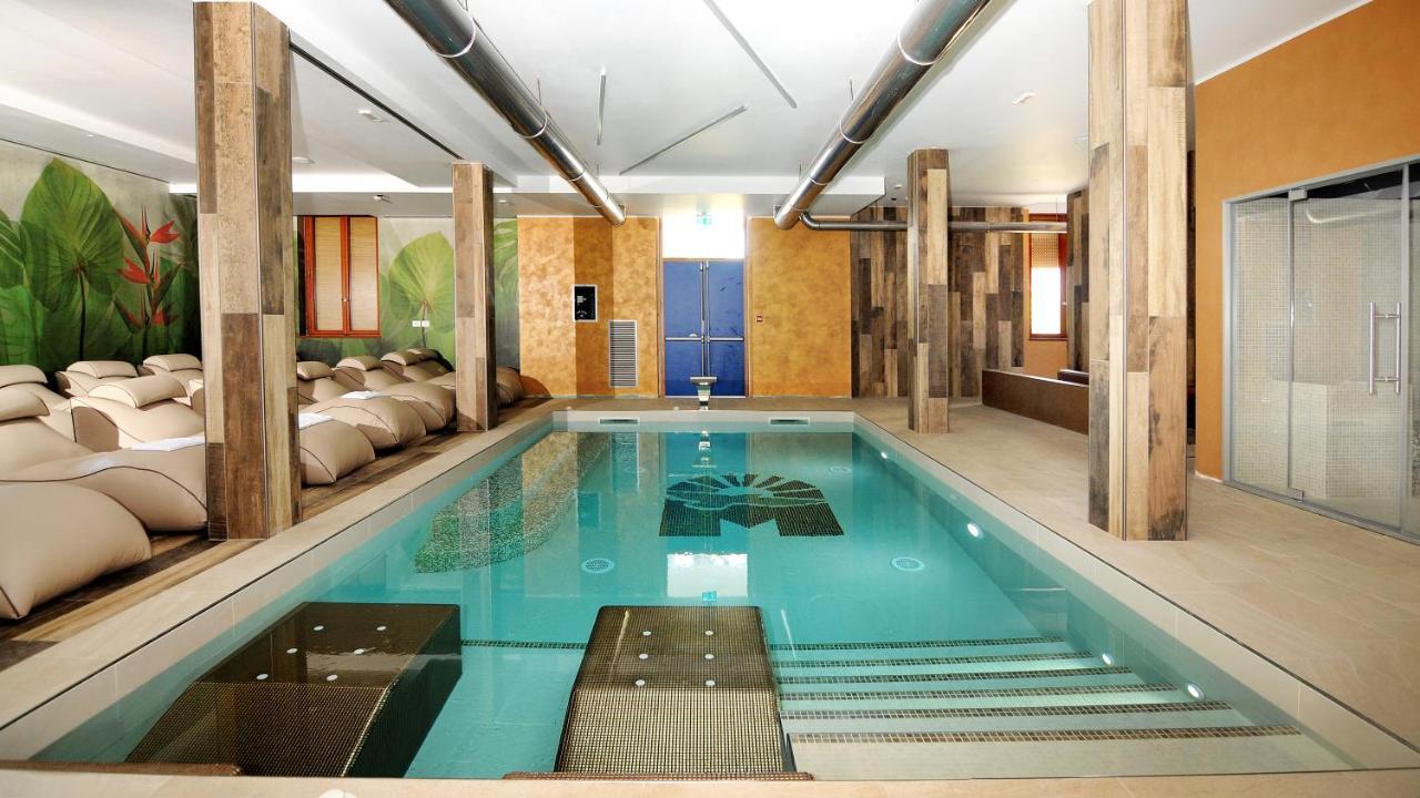 Marina Suites & Apartments 4 Stelle S Caorle Eksteriør billede